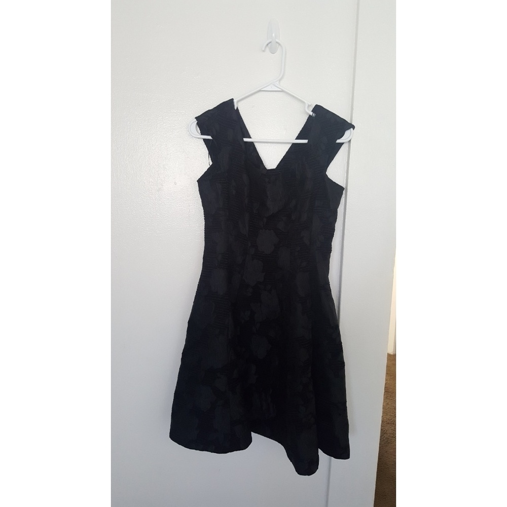 Donna Ricco Size 6 Black Cocktail Dress